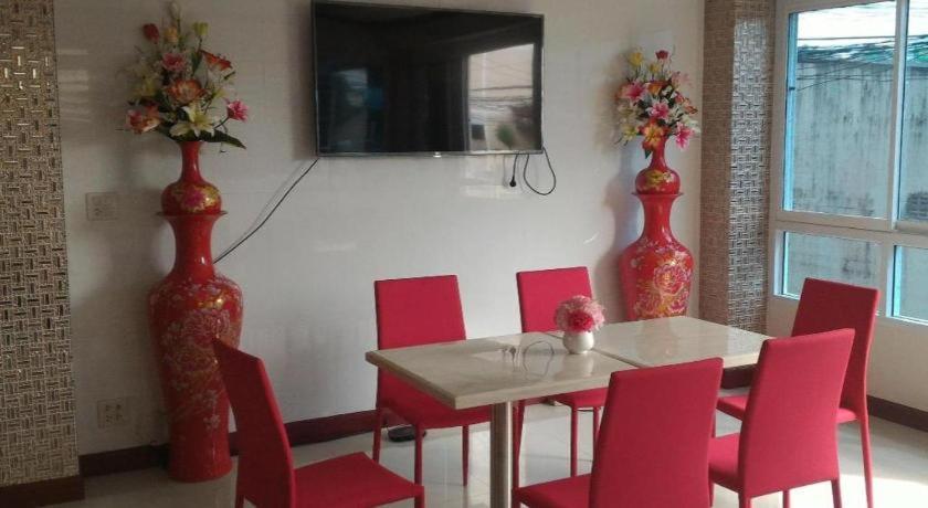 V-House Hotel Trang Eksteriør billede